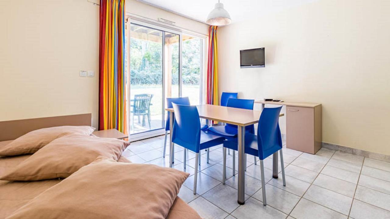 Vacanceole - Relais Du Plessis Chaveignes Номер фото